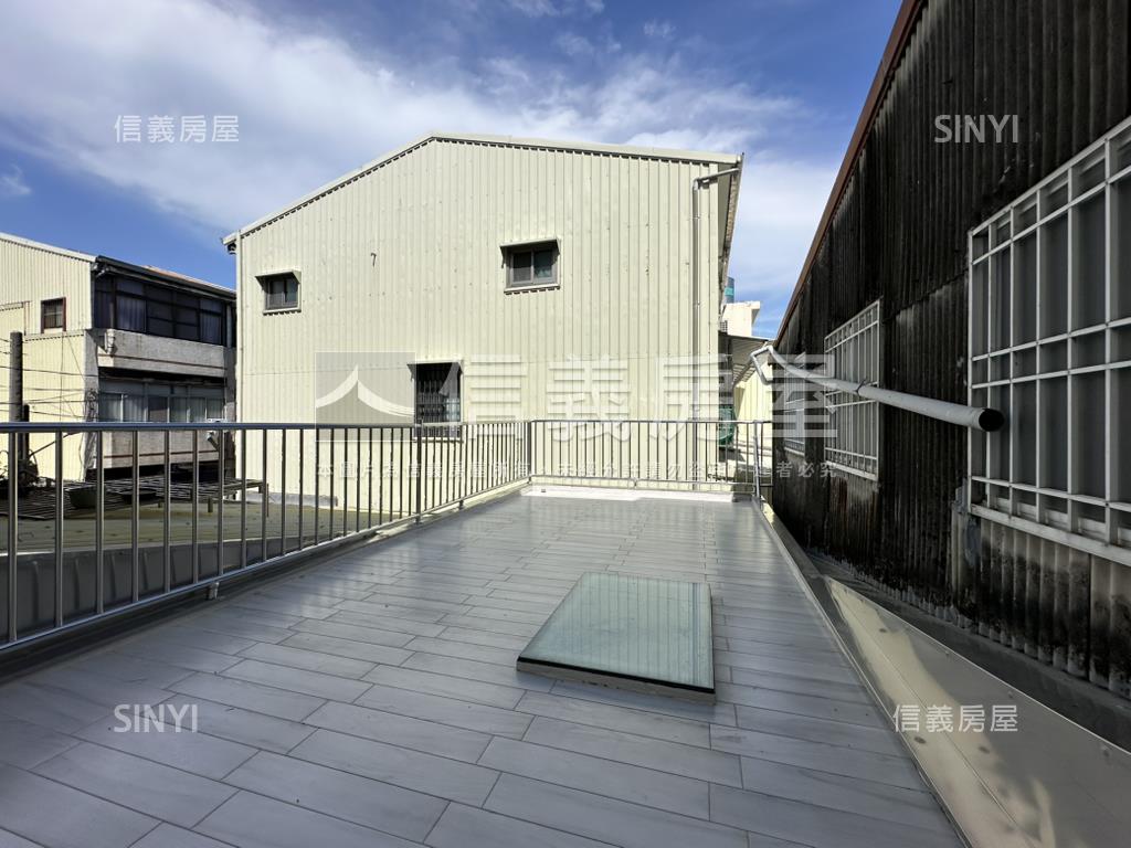明興正路面間間套房透天房屋室內格局與周邊環境