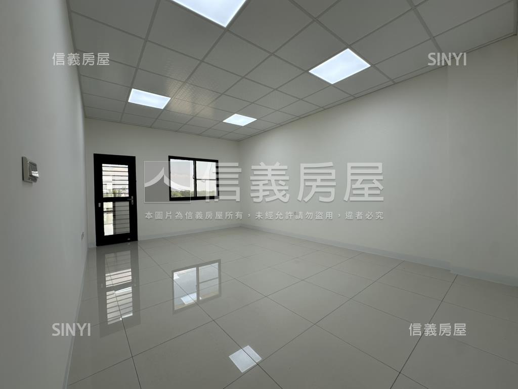 明興正路面間間套房透天房屋室內格局與周邊環境