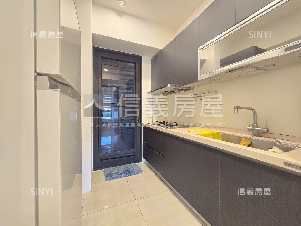 陽明商圈．質感大三房平車房屋室內格局與周邊環境