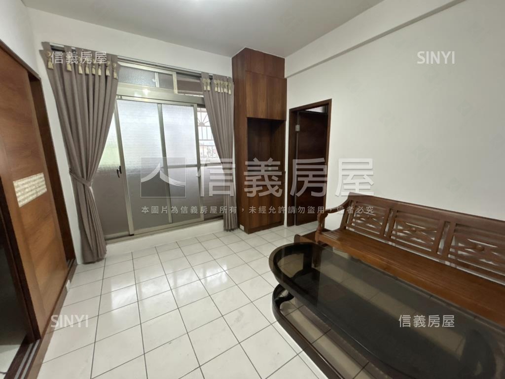 德昌稀有邊間頂加房屋室內格局與周邊環境