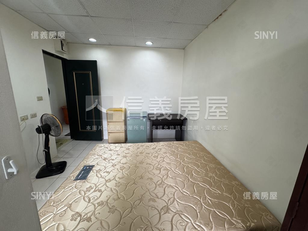 低總價學府淡大套房房屋室內格局與周邊環境