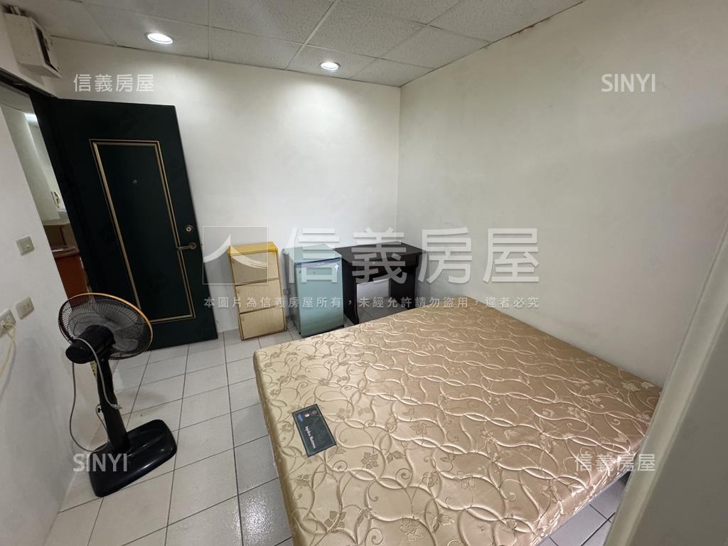 低總價學府淡大套房房屋室內格局與周邊環境