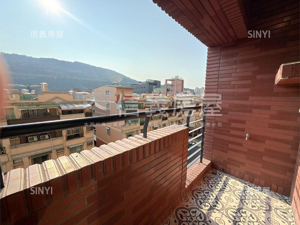 近美術館全新裝潢四房平車房屋室內格局與周邊環境