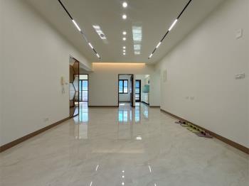 近美術館全新裝潢四房平車