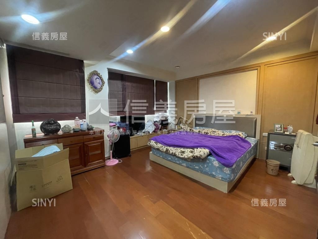 海山贊捷運稀有社區透天房屋室內格局與周邊環境