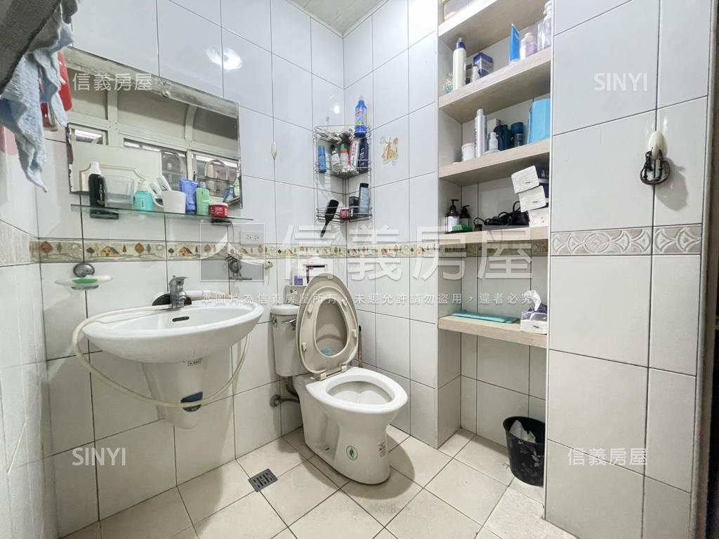 海山贊捷運稀有社區透天房屋室內格局與周邊環境