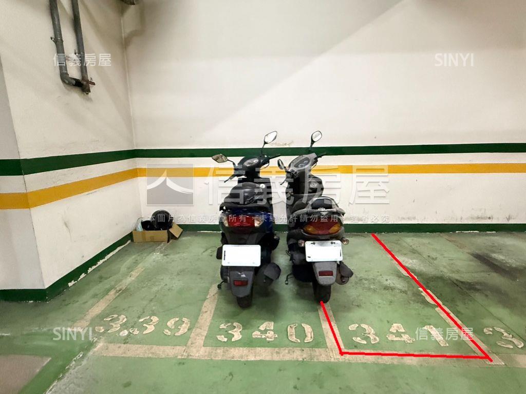 龍騰首席獨門獨戶美宅平車房屋室內格局與周邊環境
