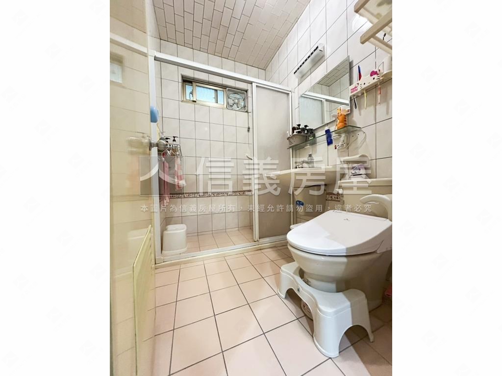 士林未來捷運３樓美寓房屋室內格局與周邊環境