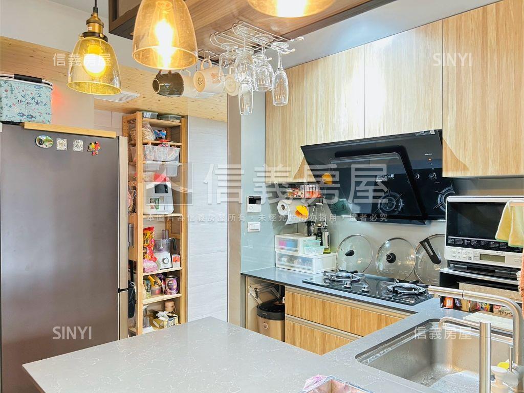 一品閣精美兩房電動樁車位房屋室內格局與周邊環境