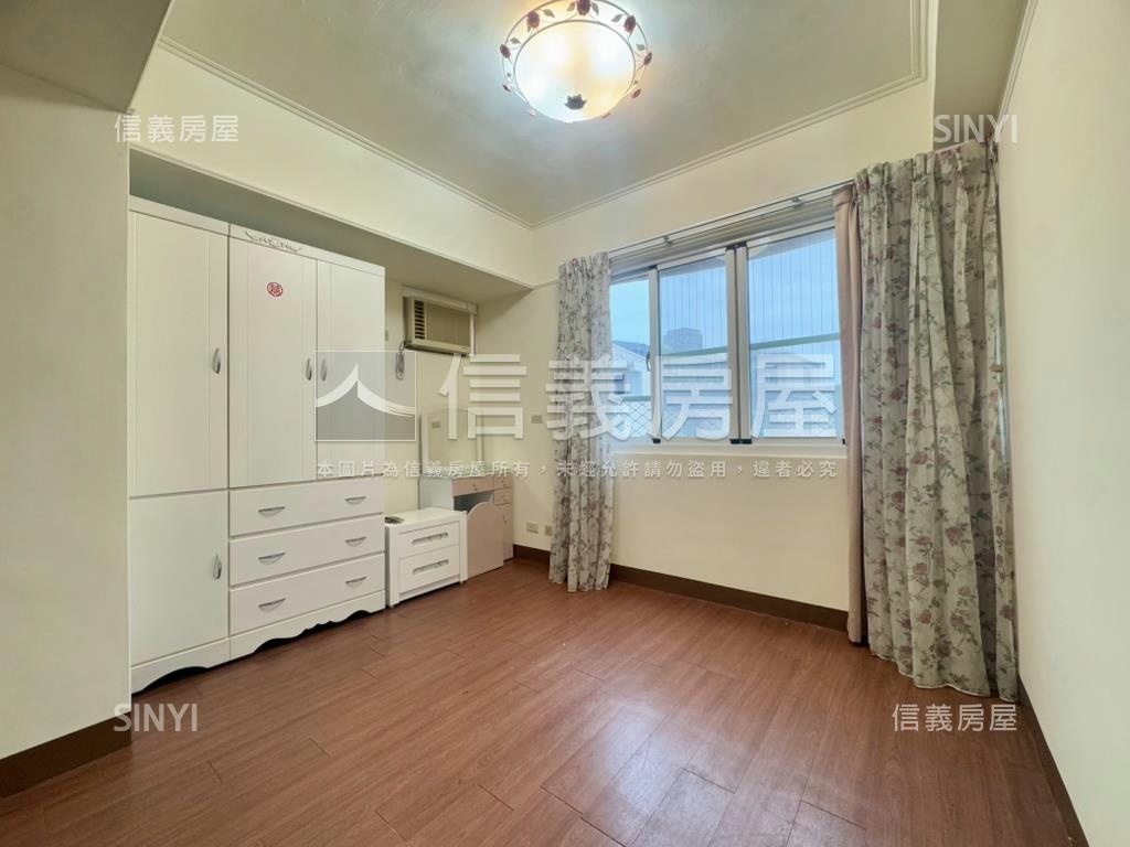 建工商圈｜灣中街採光三房房屋室內格局與周邊環境