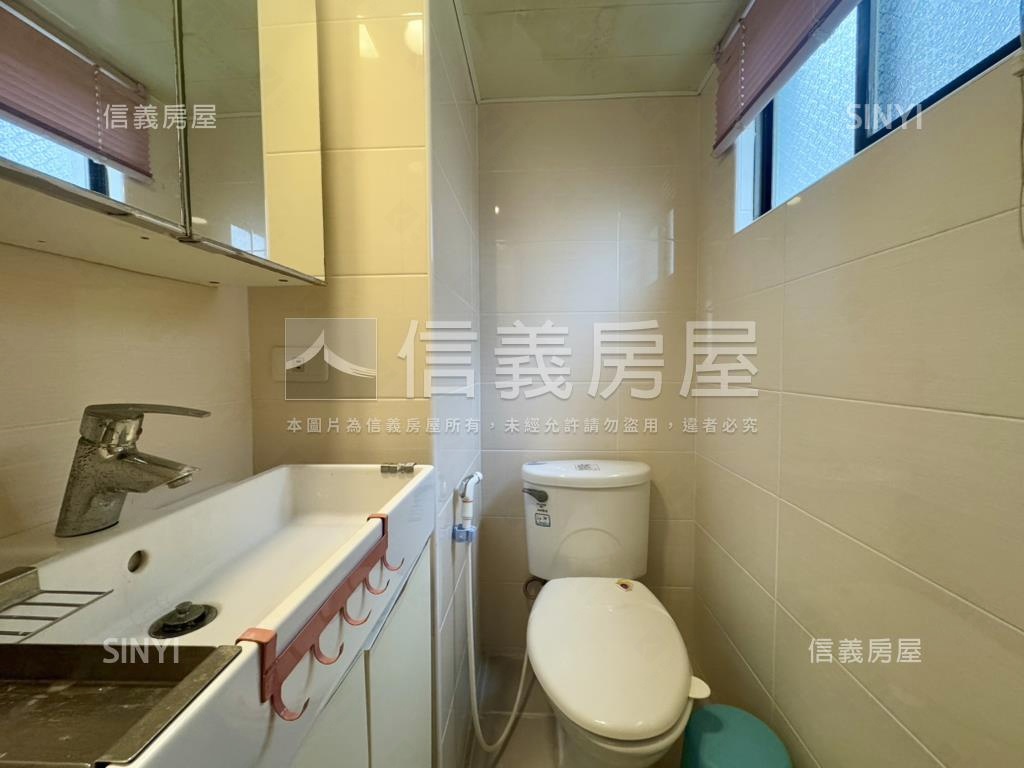 建工商圈｜灣中街採光三房房屋室內格局與周邊環境