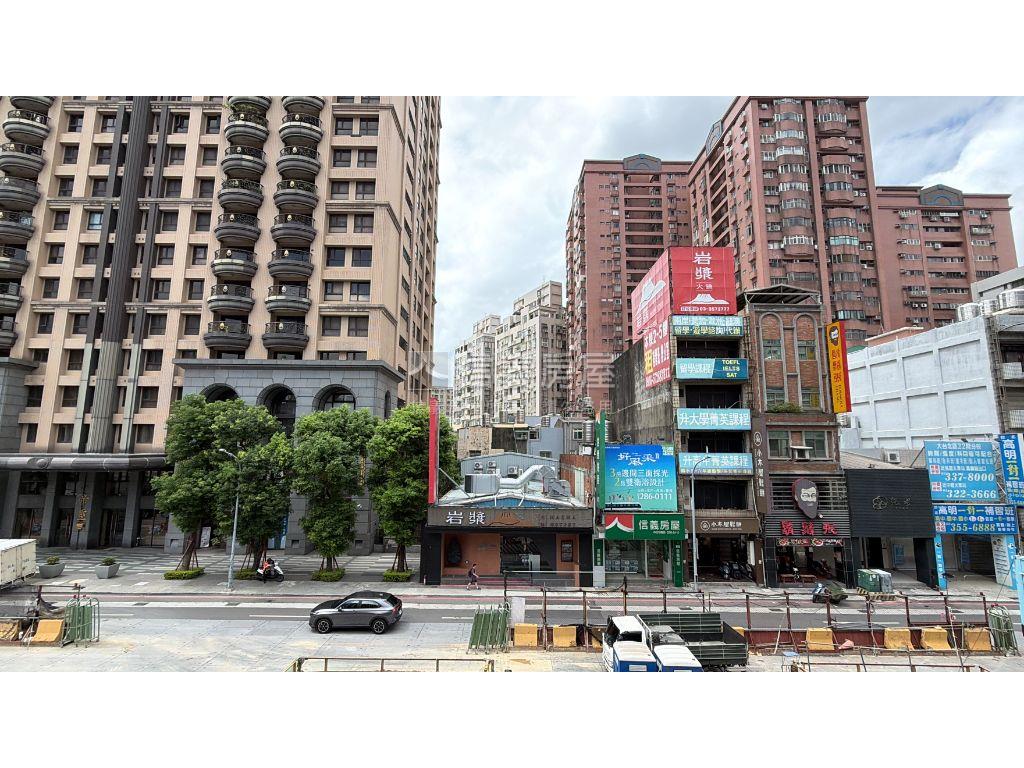中正路近Ｇ１０站金透店房屋室內格局與周邊環境