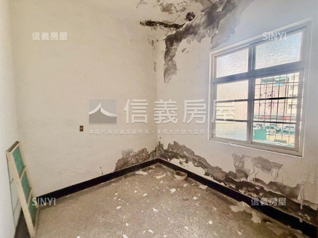 岡山雙鐵共構巷弄小宅房屋室內格局與周邊環境