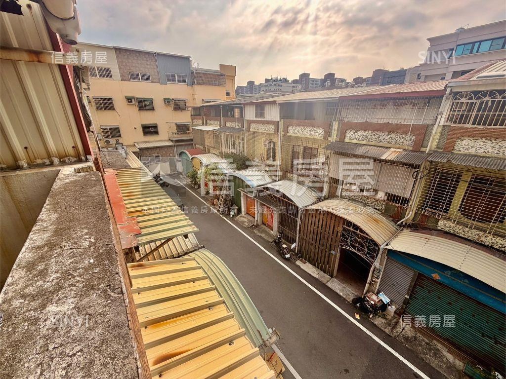 岡山雙鐵共構巷弄小宅房屋室內格局與周邊環境