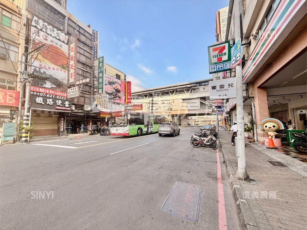 岡山雙鐵共構巷弄小宅房屋室內格局與周邊環境