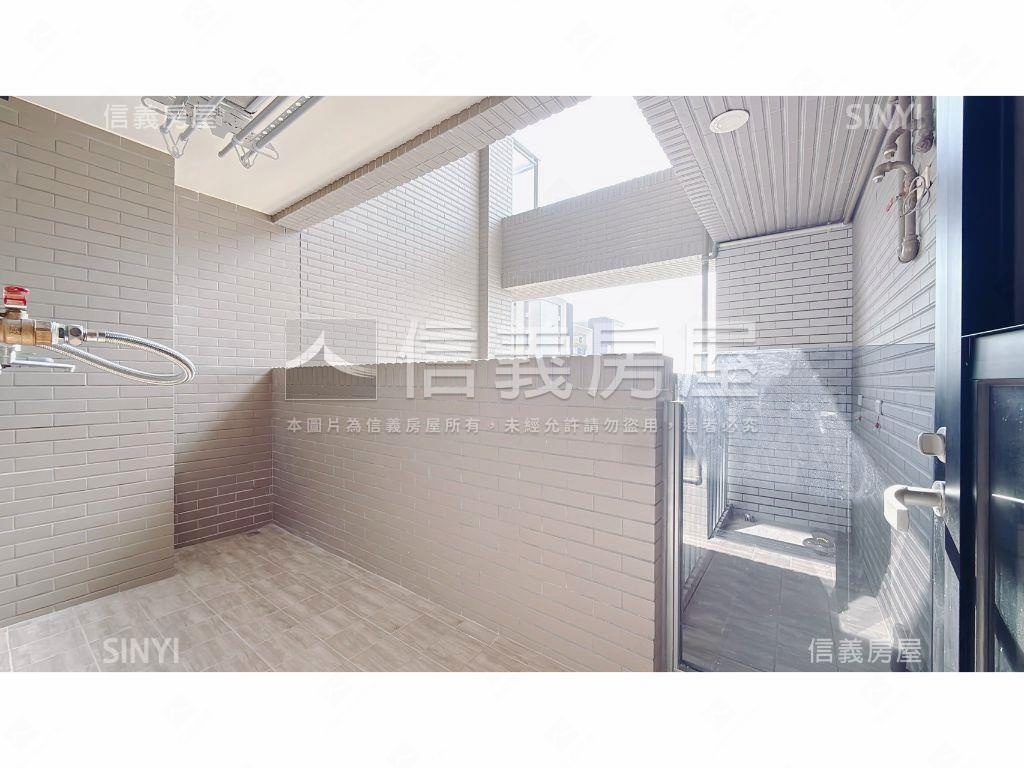 德鑫一璟四房雙車位房屋室內格局與周邊環境