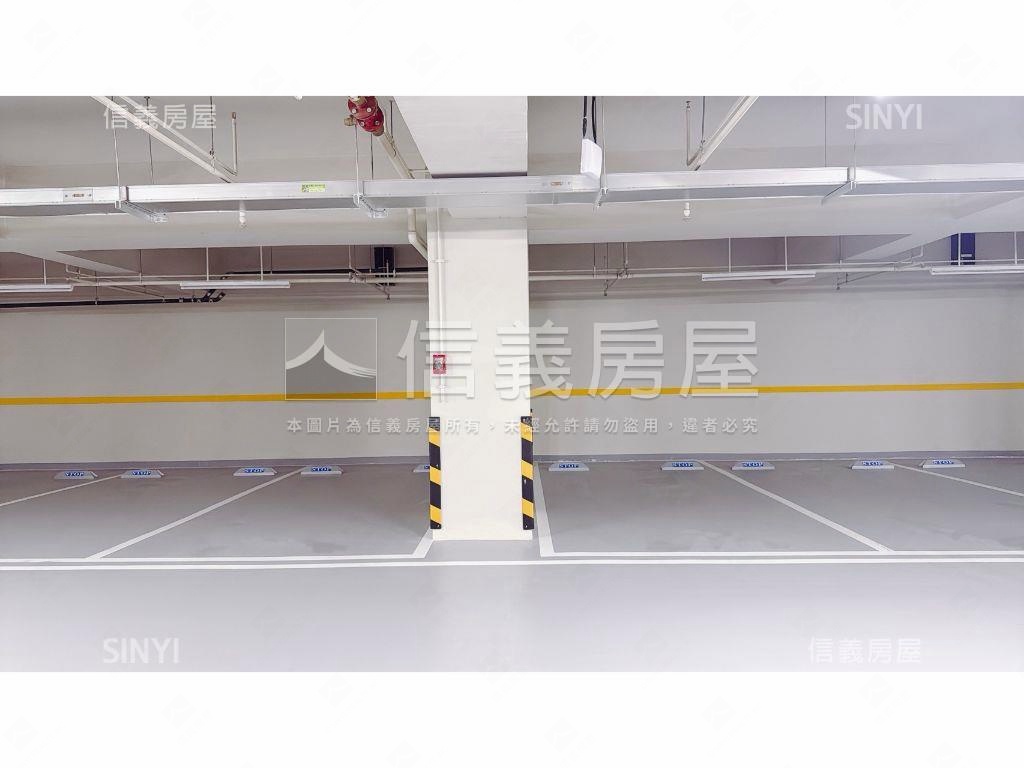 德鑫一璟四房雙車位房屋室內格局與周邊環境