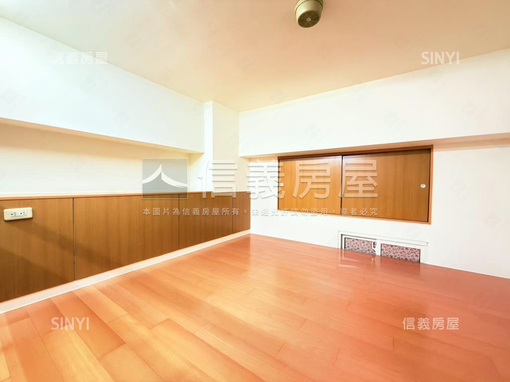 近康乃薾小豪宅－綠水雅筑房屋室內格局與周邊環境