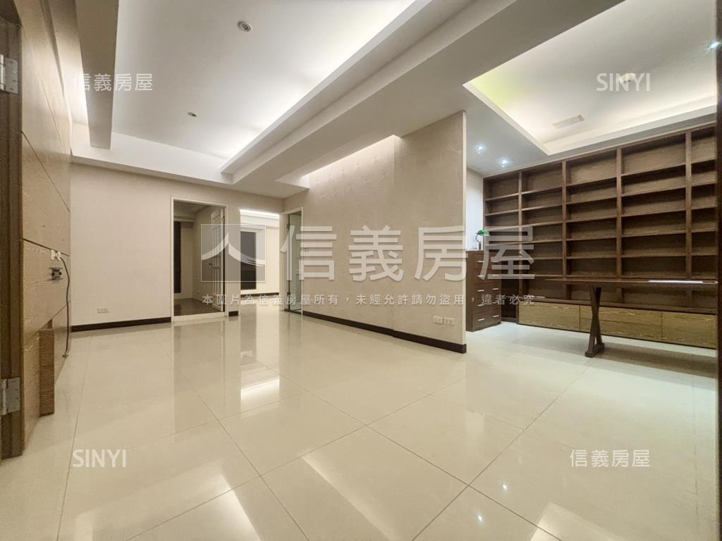 山臨溪高樓景觀三房雙車位房屋室內格局與周邊環境