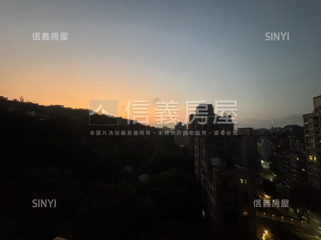 山臨溪高樓景觀三房雙車位房屋室內格局與周邊環境