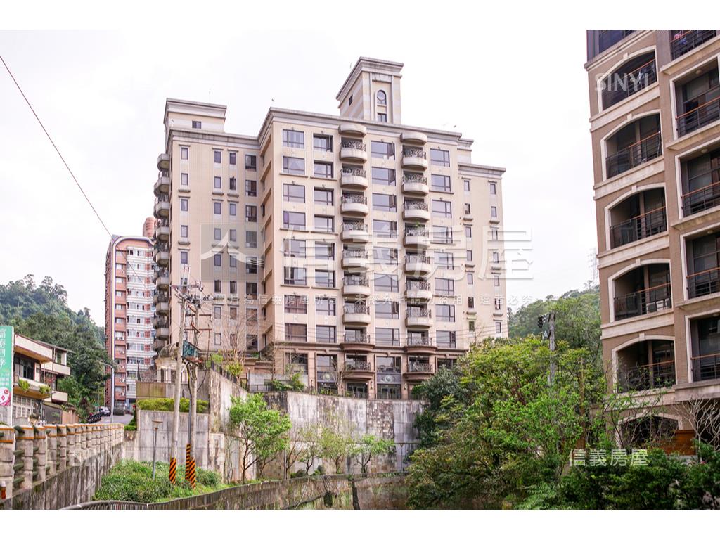 山臨溪高樓景觀三房雙車位房屋室內格局與周邊環境