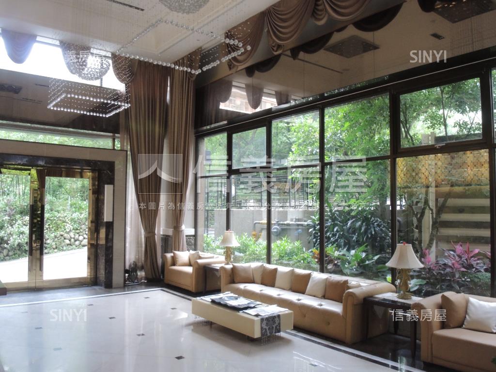 山臨溪高樓景觀三房雙車位房屋室內格局與周邊環境