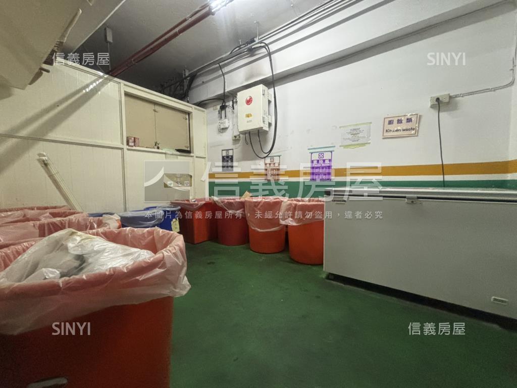 山臨溪高樓景觀三房雙車位房屋室內格局與周邊環境