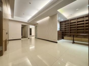 山臨溪高樓景觀三房雙車位