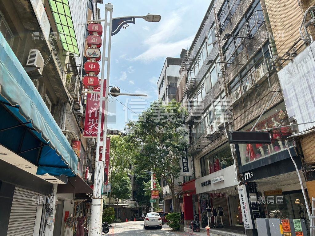 近Ａ２２站店面房屋室內格局與周邊環境
