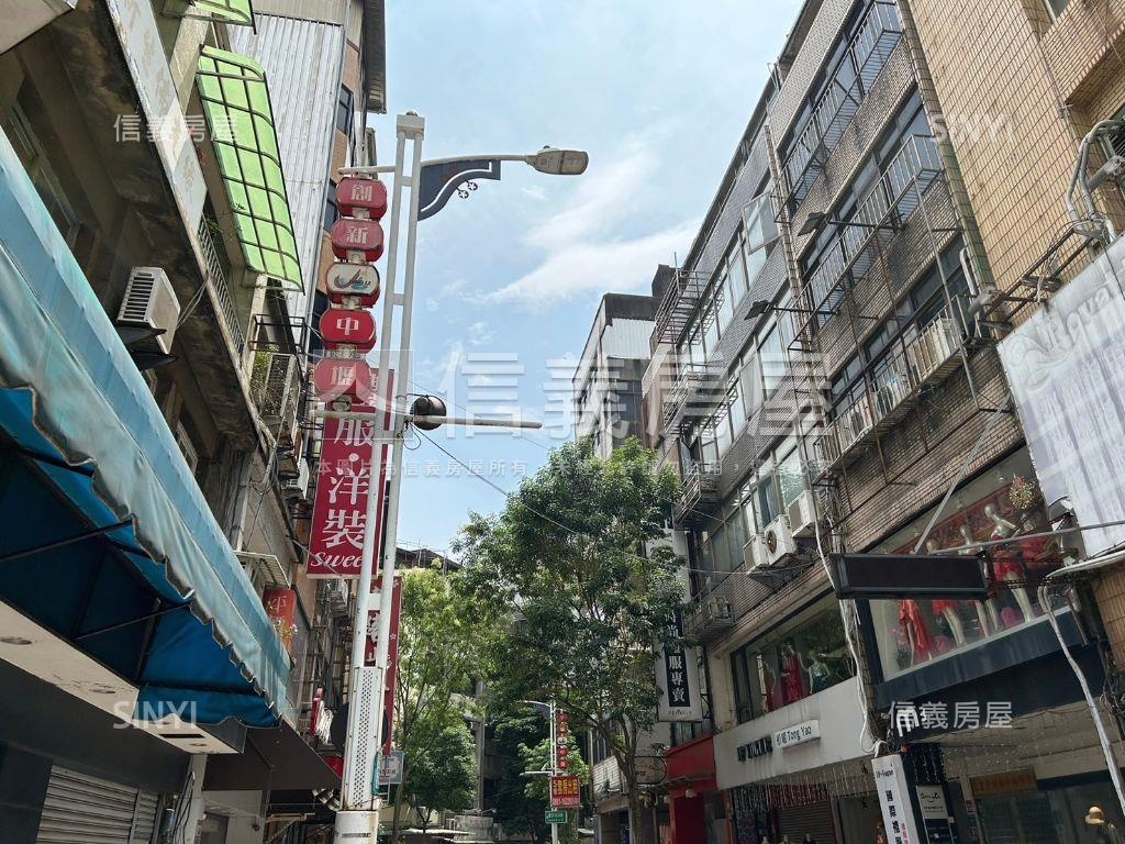 近Ａ２２站店面房屋室內格局與周邊環境