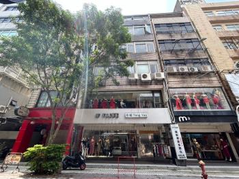 近Ａ２２站店面