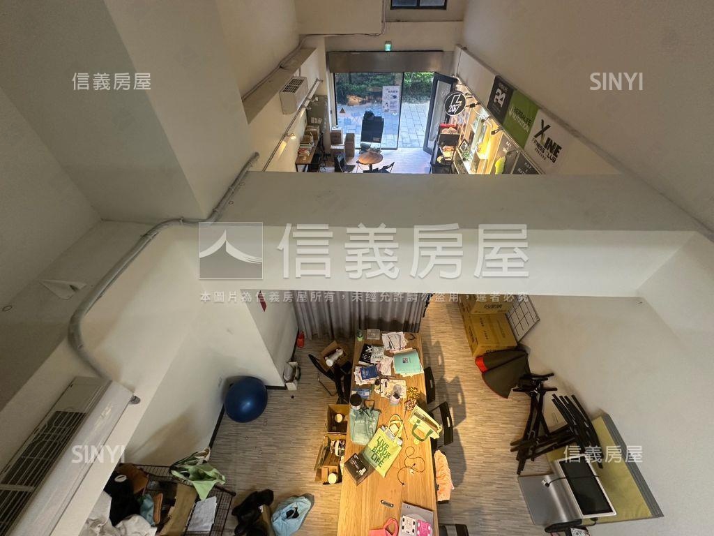 日勝一樓挑高辦公室房屋室內格局與周邊環境