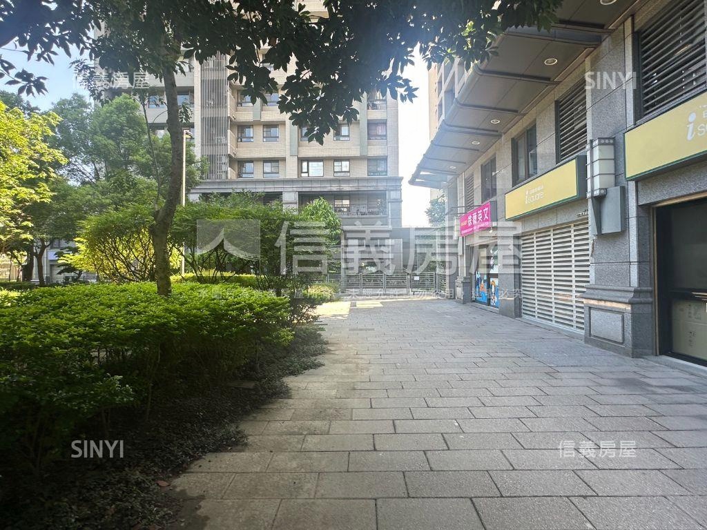 日勝一樓挑高辦公室房屋室內格局與周邊環境