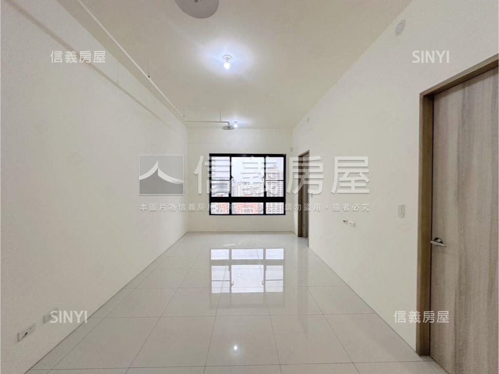 昕上城次頂樓景觀兩房車位房屋室內格局與周邊環境