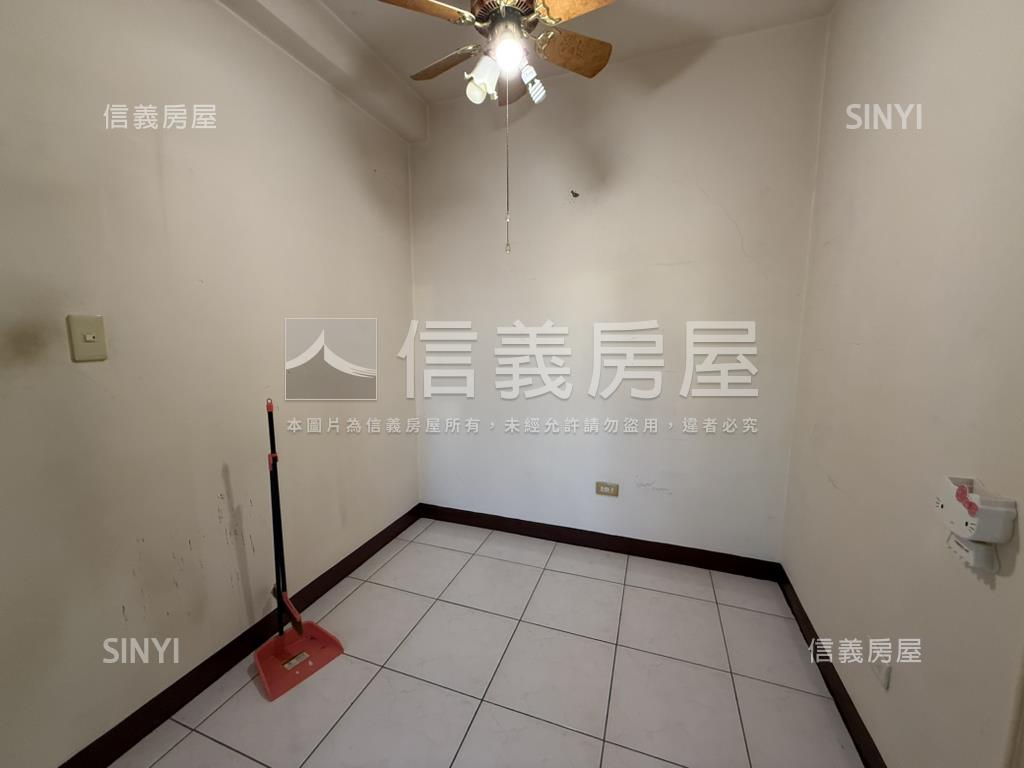 小資首選一房有車位房屋室內格局與周邊環境