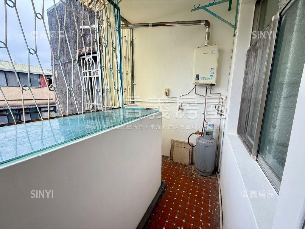 北醫小資首購救星邊間３房房屋室內格局與周邊環境