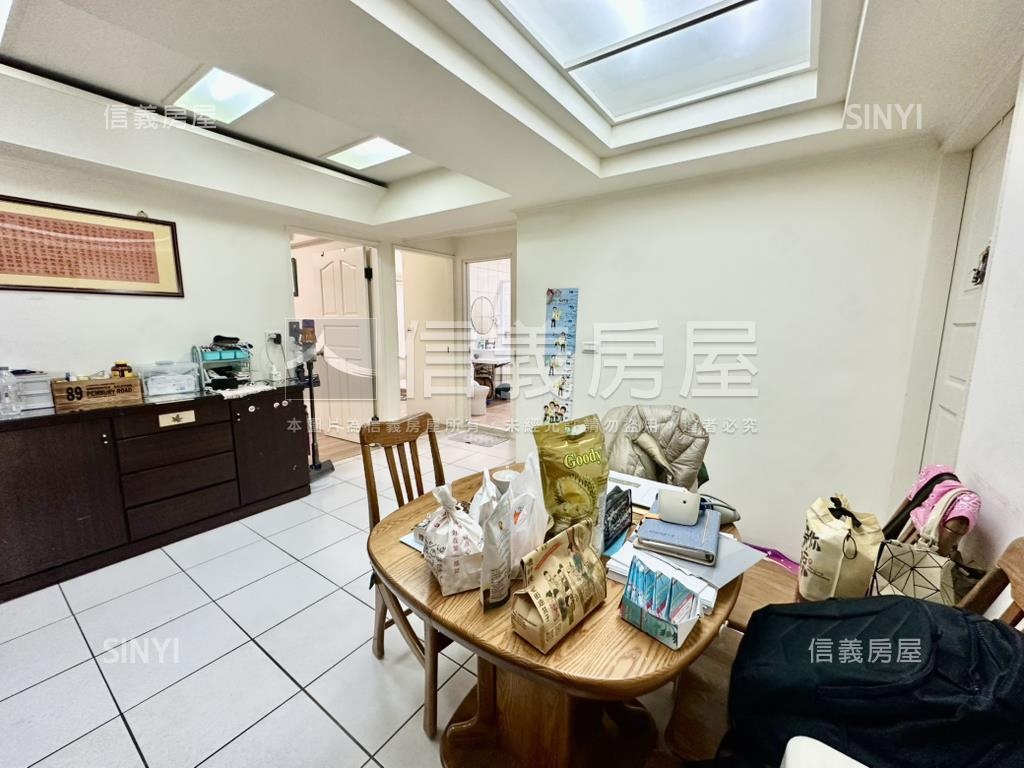 七期視野世貿美四房房屋室內格局與周邊環境