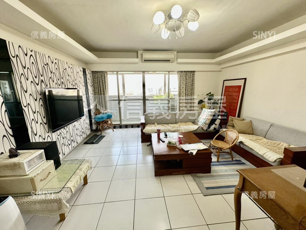 七期視野世貿美四房房屋室內格局與周邊環境