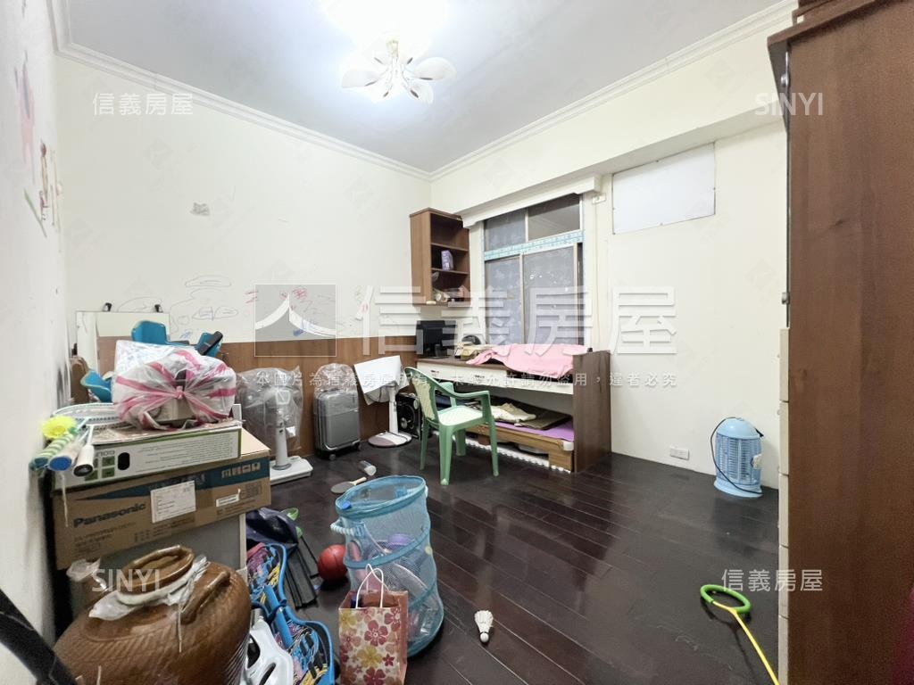 文聖街華廈７＋８房屋室內格局與周邊環境