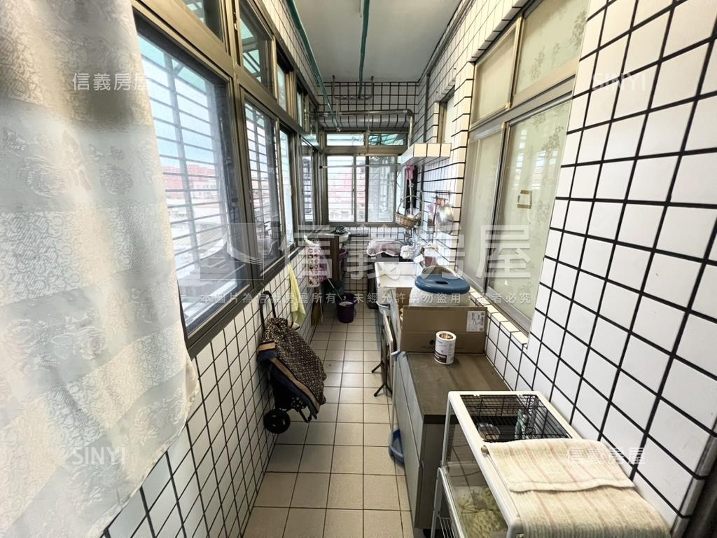 文聖街華廈７＋８房屋室內格局與周邊環境