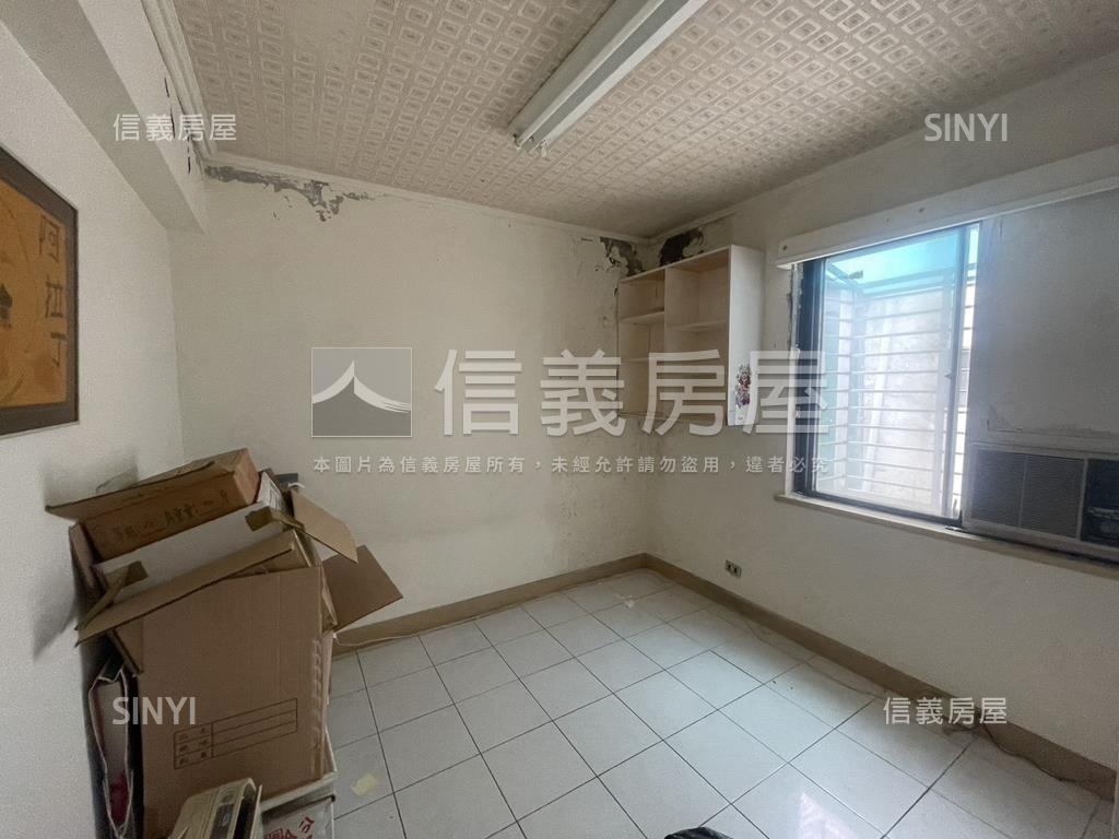 台北小城ＶＩＰ巷透天厝房屋室內格局與周邊環境