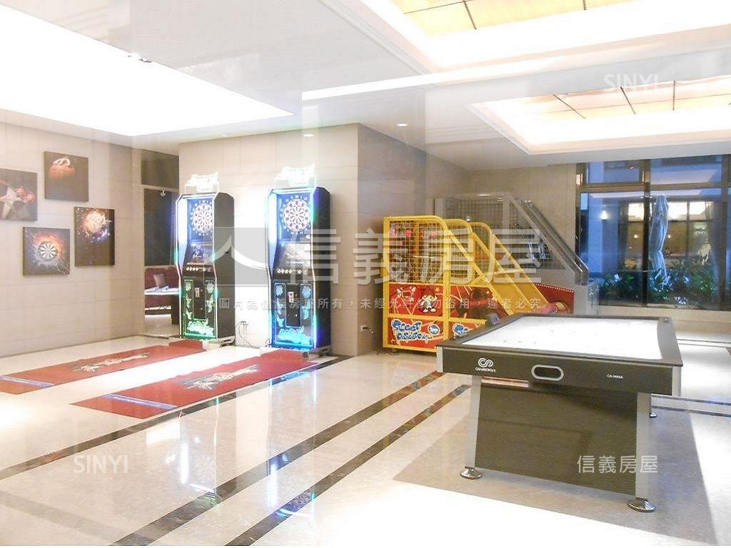 超級花園好停放Ｂ１車位房屋室內格局與周邊環境