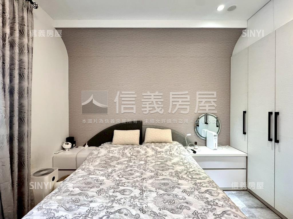 激推微笑之心兩房客廳好大房屋室內格局與周邊環境