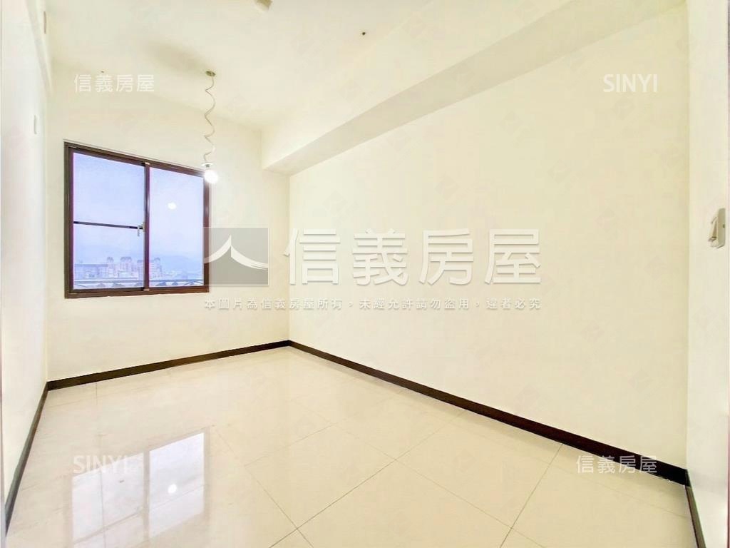 板南線中央華府大戶房屋室內格局與周邊環境