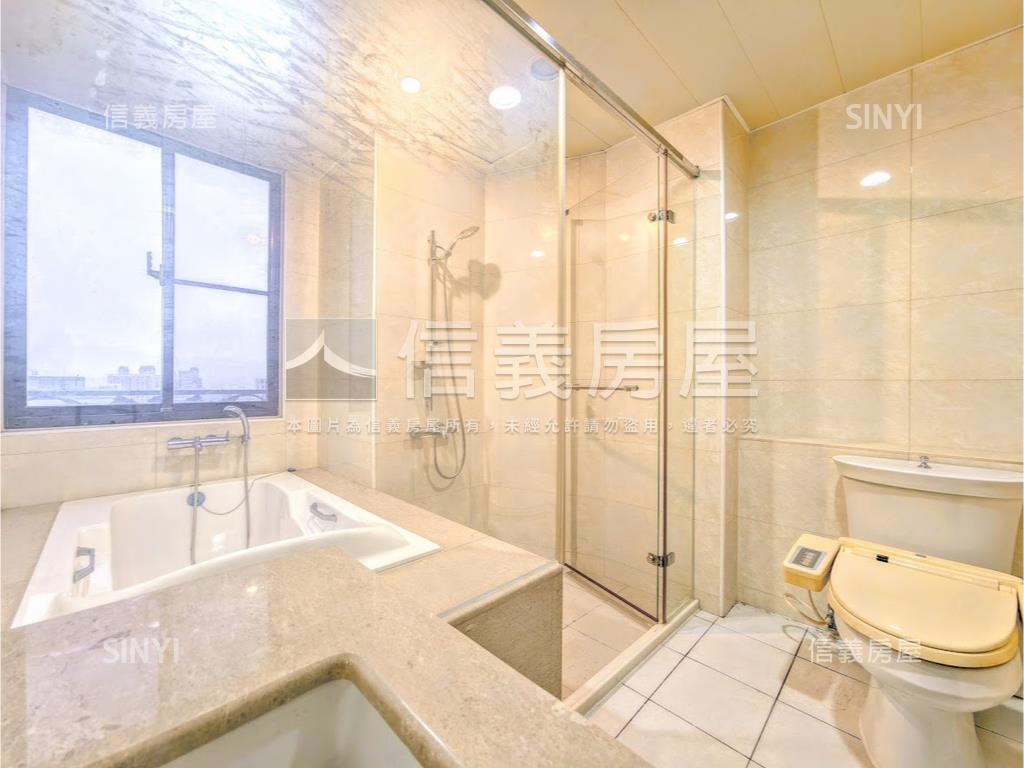 板南線中央華府大戶房屋室內格局與周邊環境