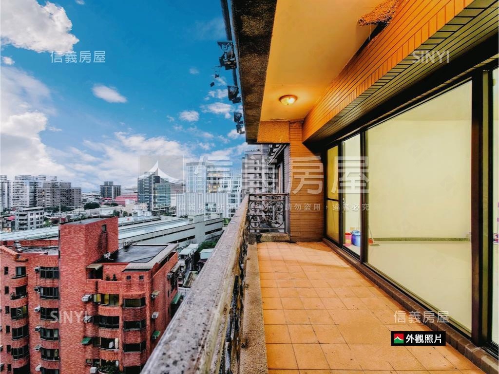 板南線中央華府大戶房屋室內格局與周邊環境