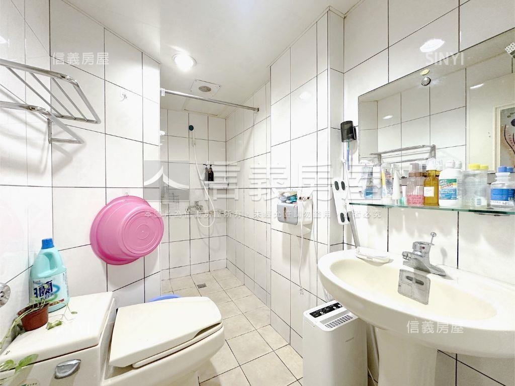 農安方正電梯三房華廈房屋室內格局與周邊環境