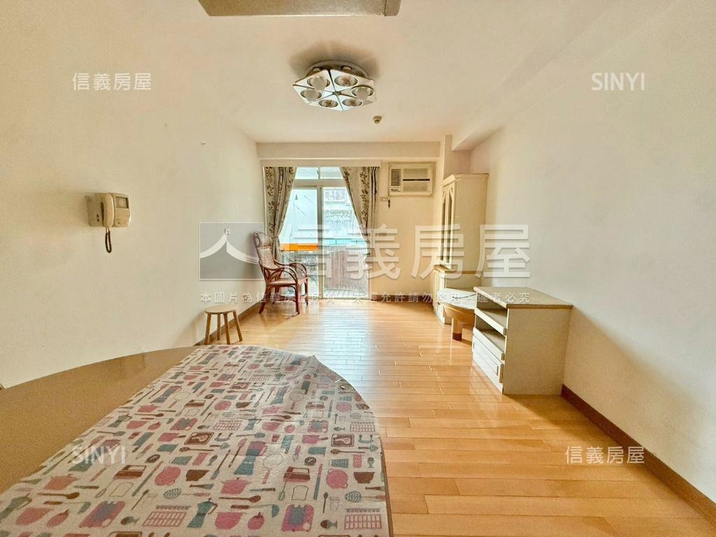 捷運•一房兩廳•電梯成家房屋室內格局與周邊環境