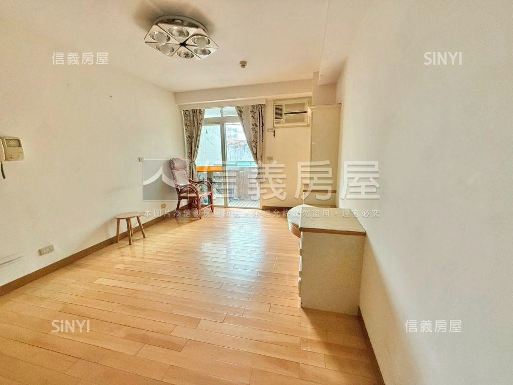 捷運•一房兩廳•電梯成家房屋室內格局與周邊環境