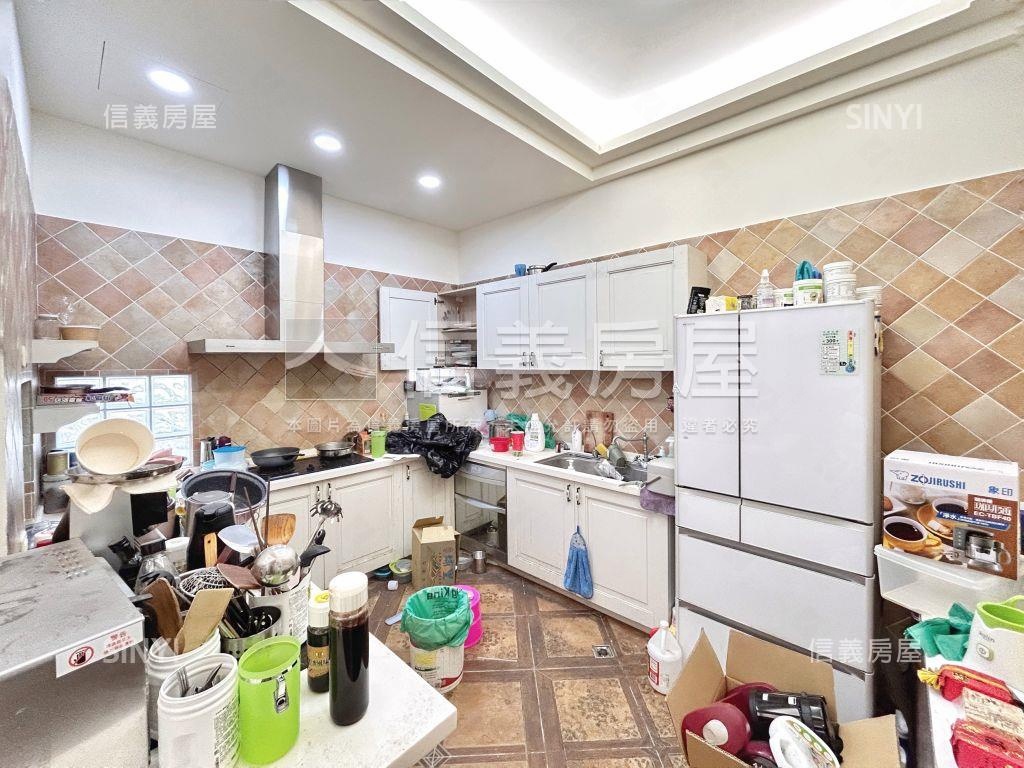 祥順二路別墅Ｂ房屋室內格局與周邊環境